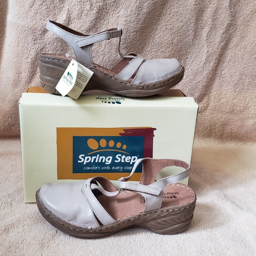 Closed Toe Sandal -11M